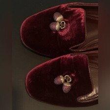 Tory Burch Burgundy Velvet Acorn Charm"Smoking Slippers" Loafers sz. 6.5