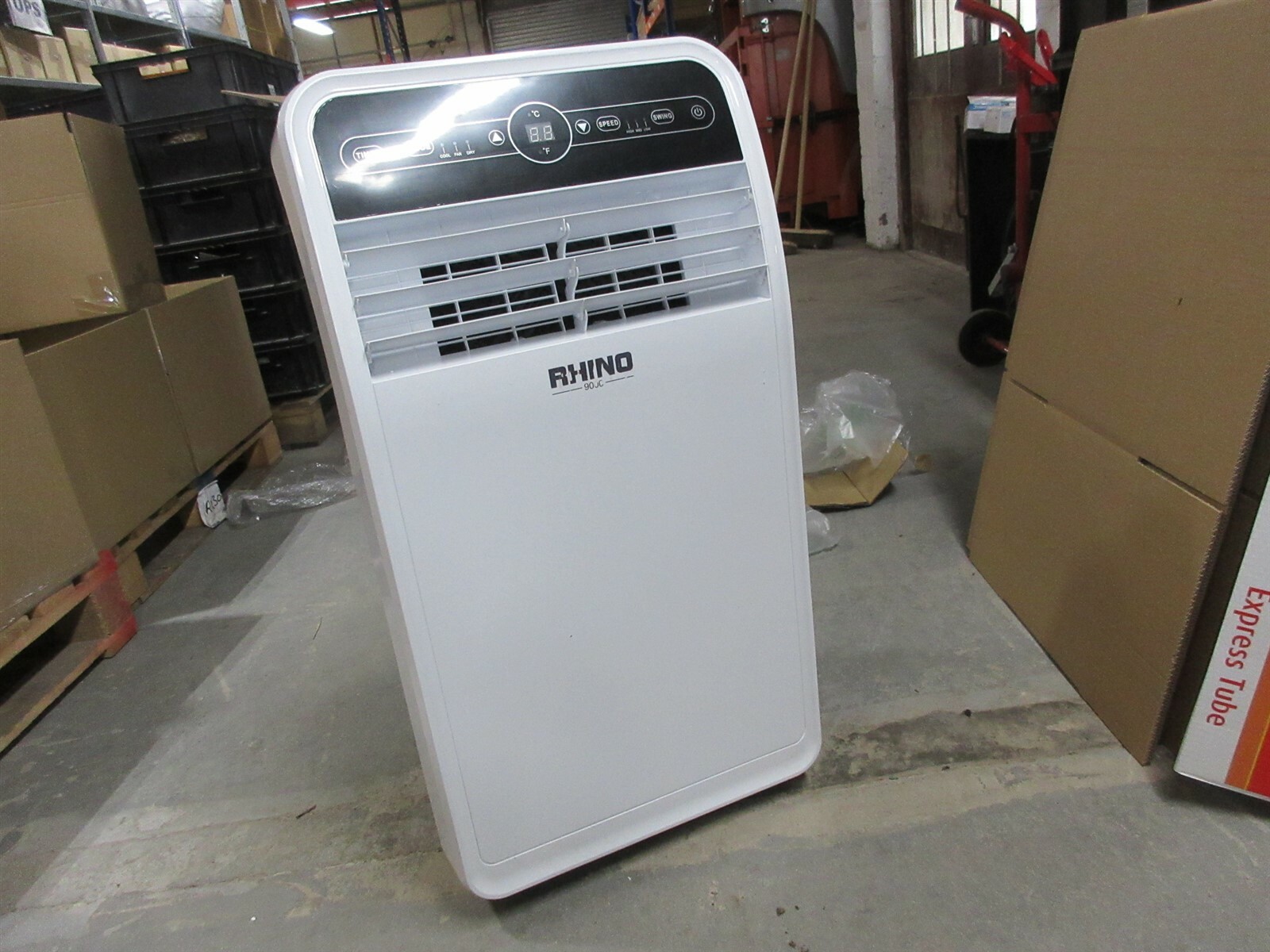 EXDEMO RHINO AC9000 PORTABLE3 IN 1 AIR CON /DEHUMIDIFIER/ FAN 9000 BTU