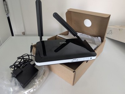 D-Link DWR-921 4G LTE Router N300 Wireless Mobile Broadband SIM Unlocked