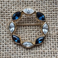 Vintage Gold Tone Sapphire Blue & Clear Crystal Wreath Brooch Pin Retro Circlet