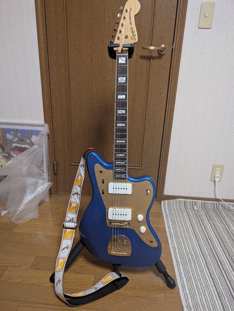 ギター Squier 40th Anniversary Jazzmaster Gold Squier 40th Anniversary Jazzmaster Gold Edition review