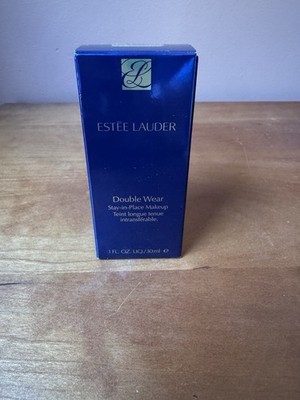 Double Wear Stay-in-Place Longwear Matte Foundation New Formula 3W1 TAWNY