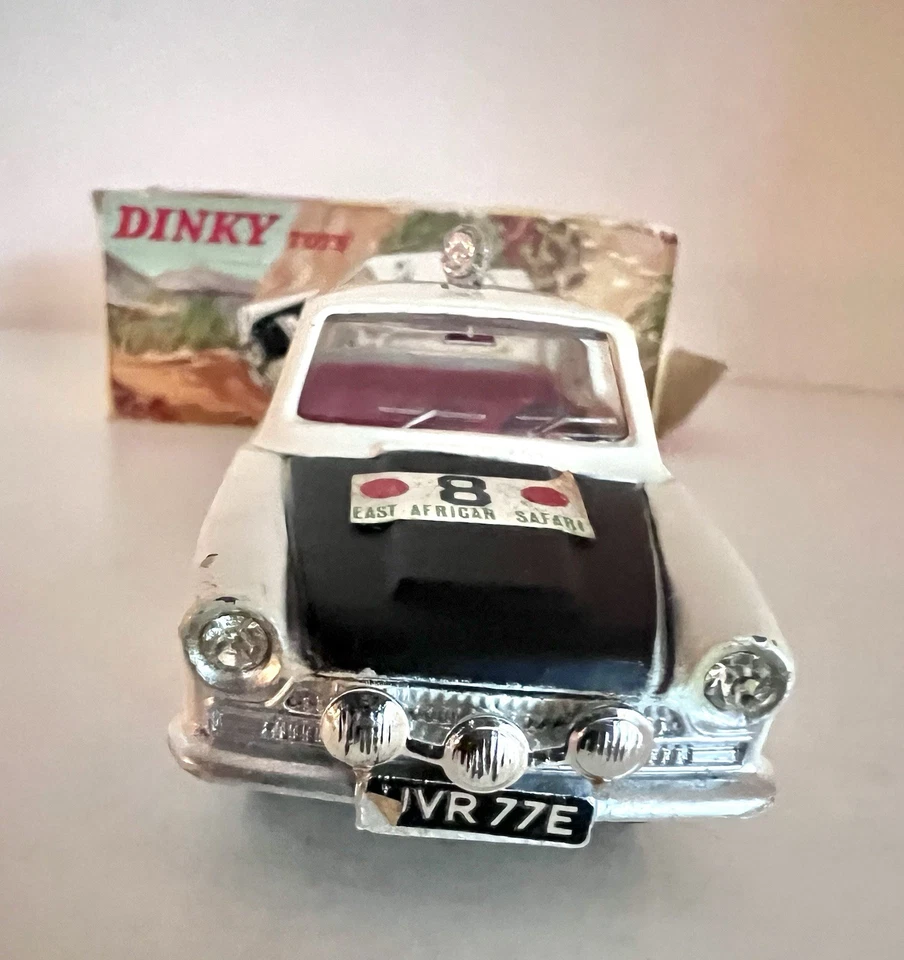 1967-1969 DINKY TOYS FORD CORTINA CARRO DE RALLY - Nº. 212- CAIXA ORIGINAL QUASE PERFEITA UAU - Imagem 4 de 4