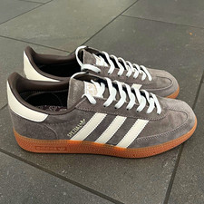 adidas Handball Spezial Herren Sneaker Wildleder grau/weiß Gum-Sohle EU 38 …