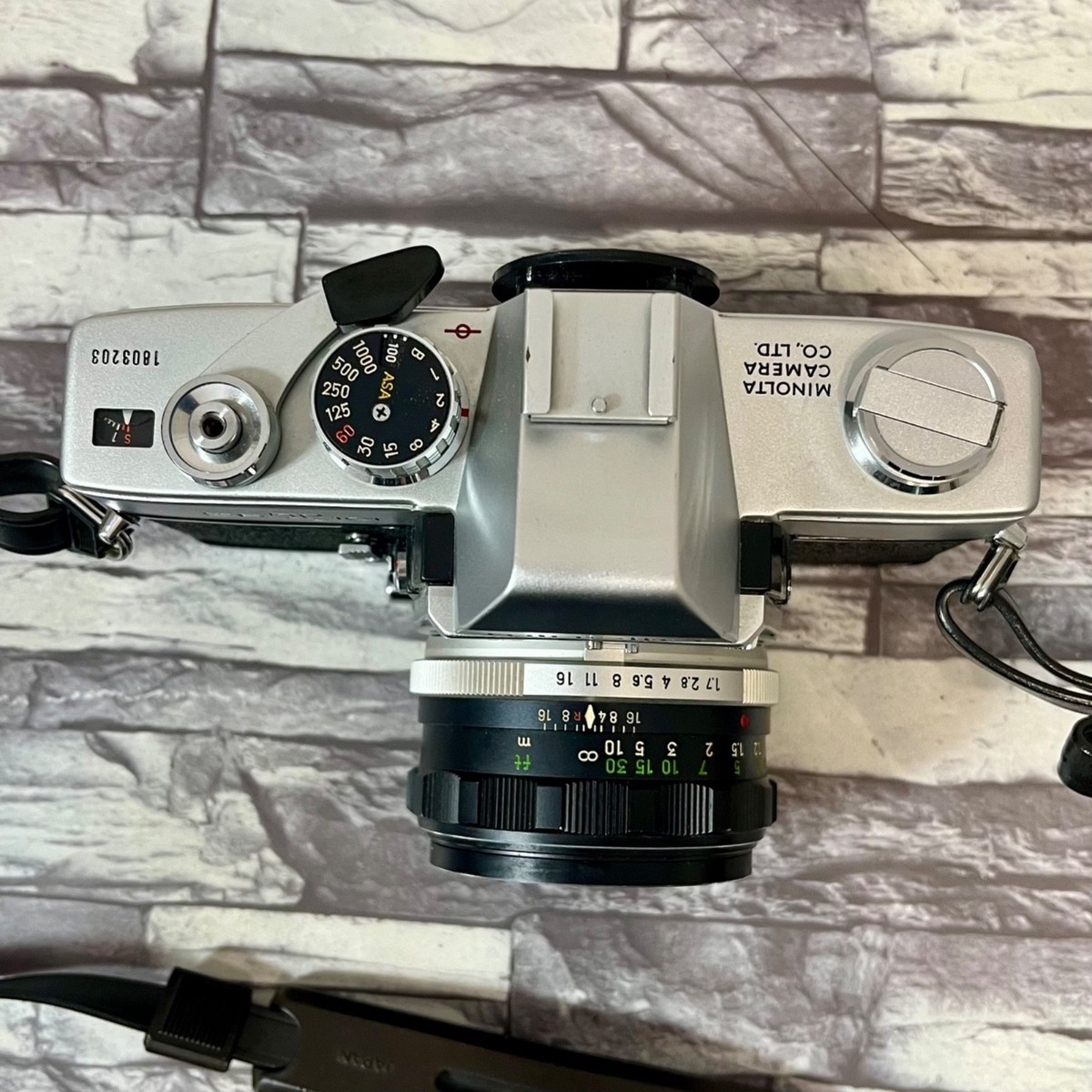 MINOLTA SRT 101 SLR 35mm Film Camera w/ MC ROKKOR-PF 55mm F1.7