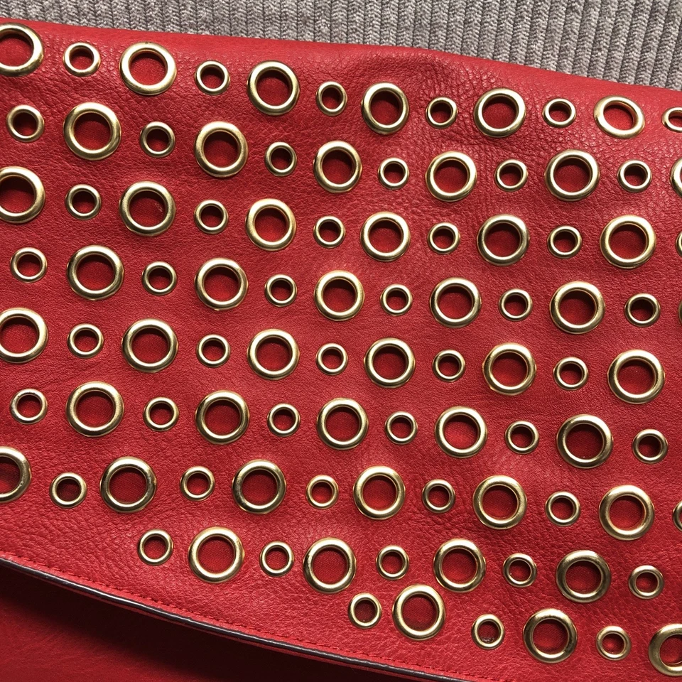 Cartera de lavandería china roja plegable detalles redondos dorados Foto 2 de 4