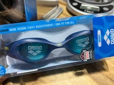 Arena Junior swimming googles wide vision easy adjust age 6-12 (25404)