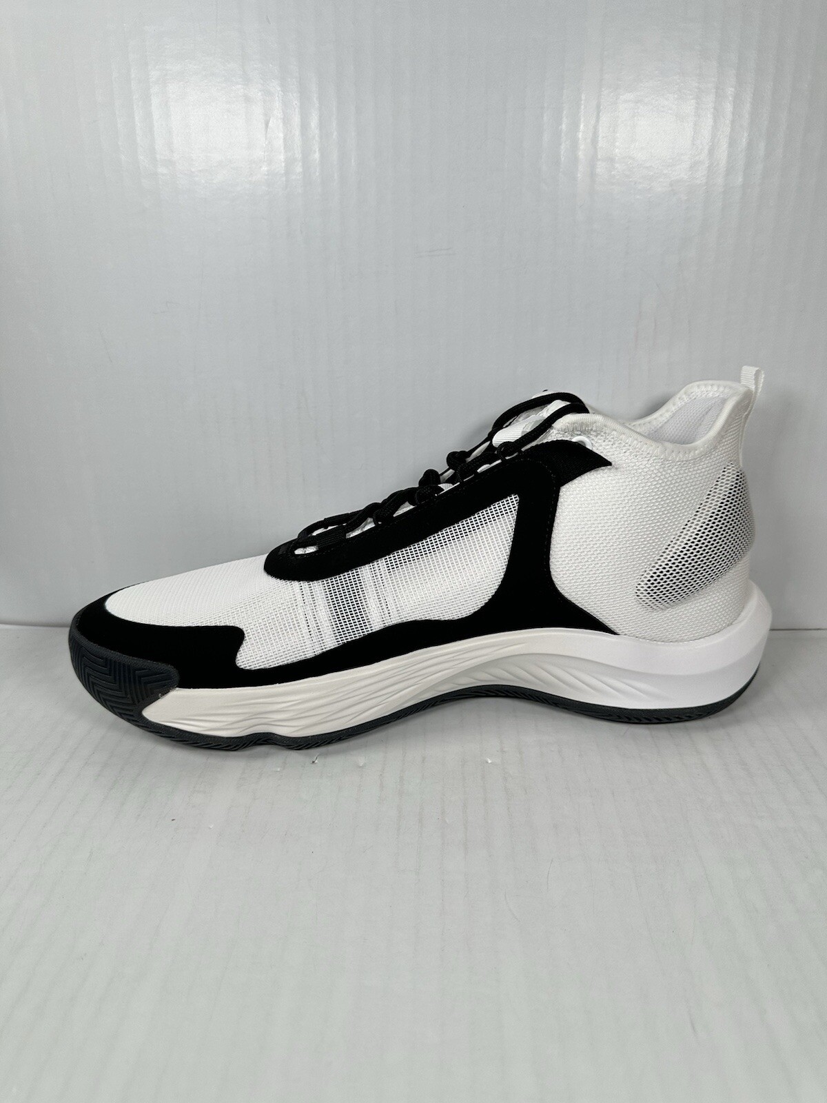 Size 11.5 Mens Adidas Adizero Select Team Basketball Shoes IE9322 White Black image 4