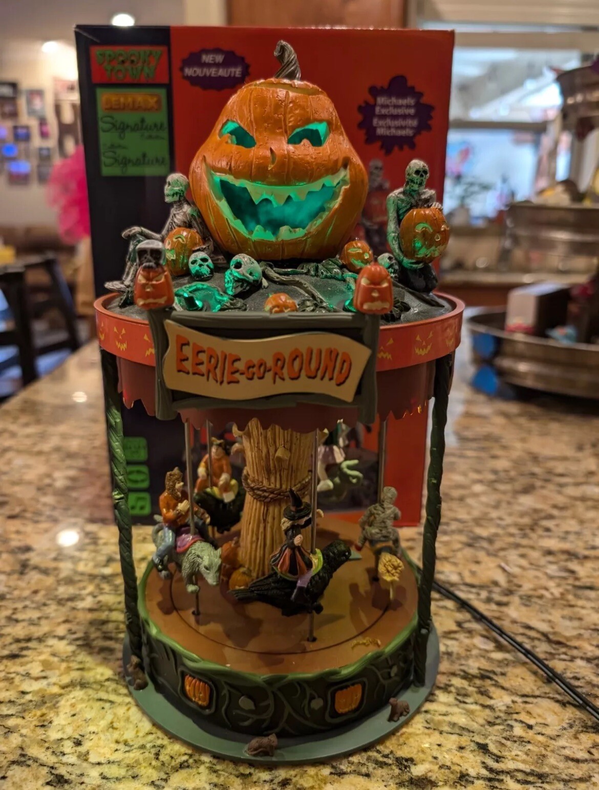 Lemax Halloween Spooky Town EERIEGOROUND Carousel Sound & Movement