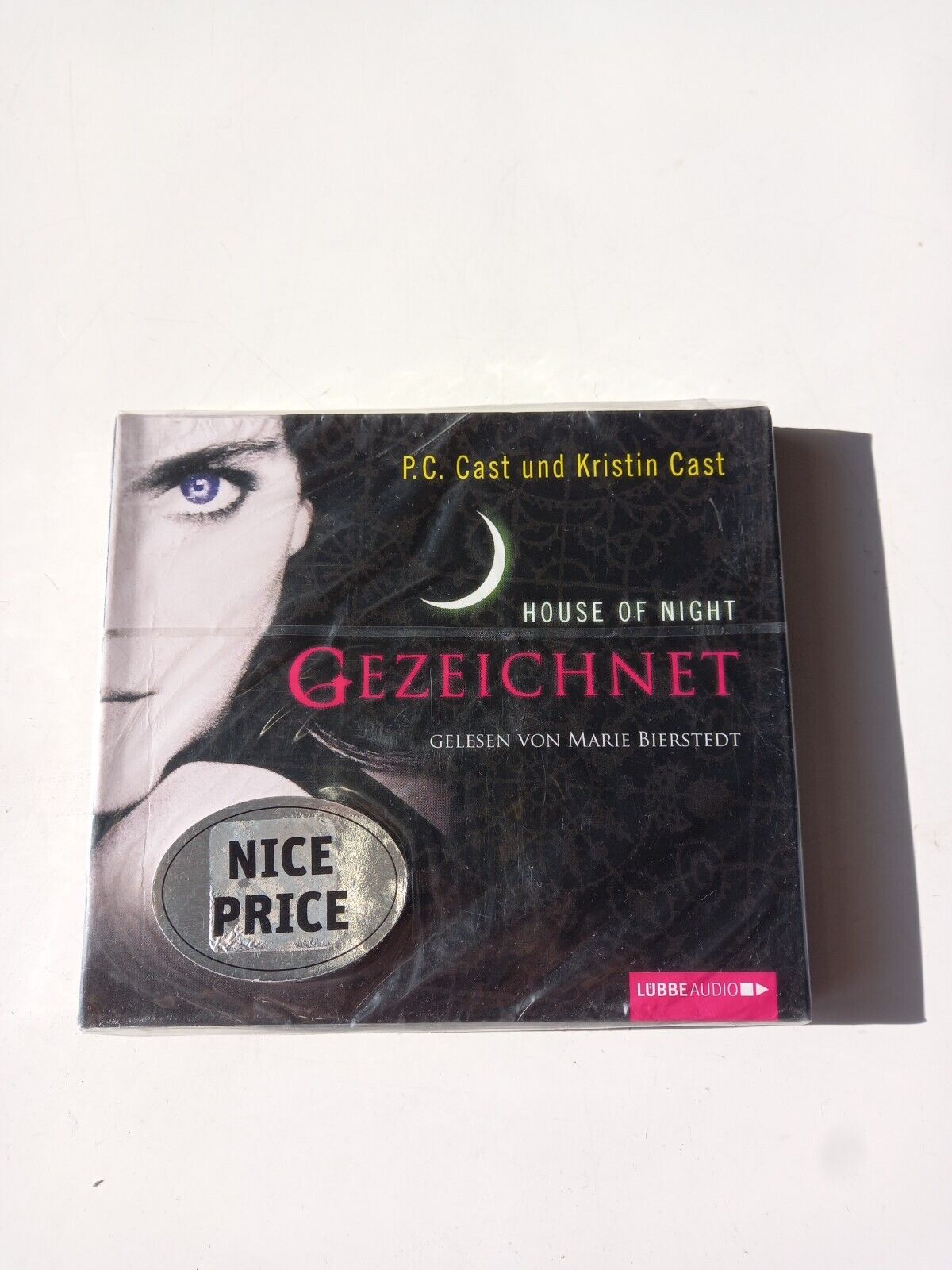 Thumbnail - House Of Night 01. Gezeichnet Von P. C. Cast (2009) Neu Original