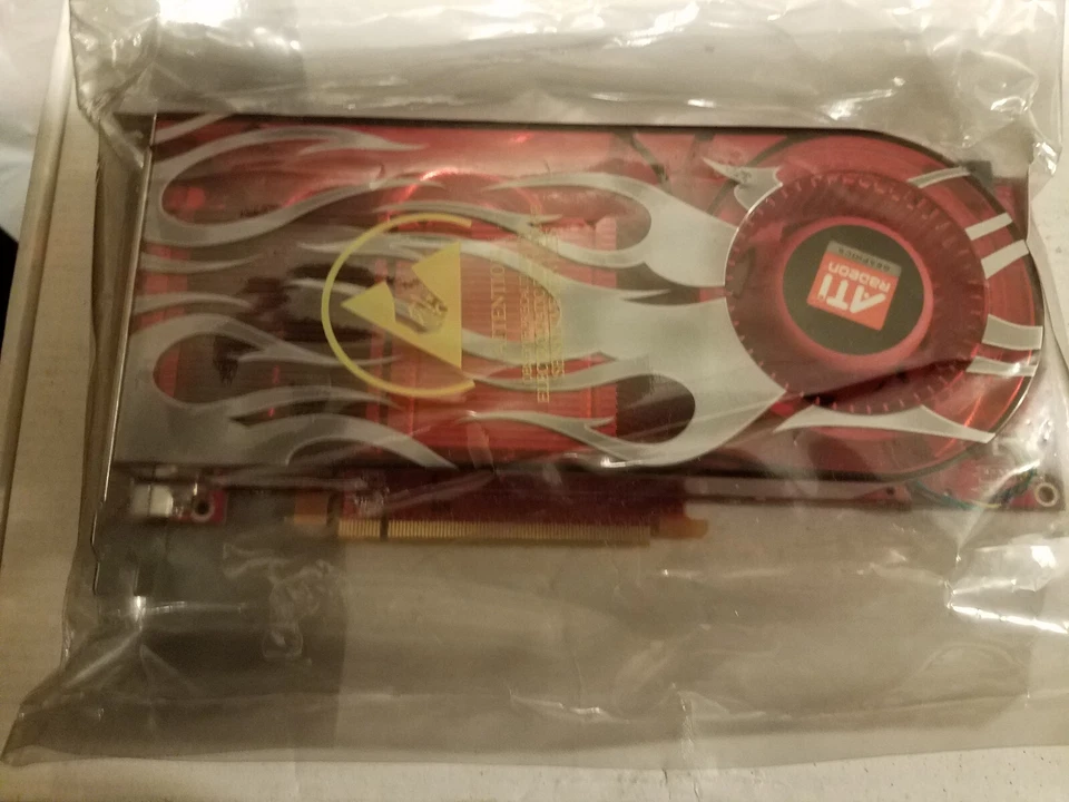 ATI Radeon HD 2900 Pro 512MB PCIE Video Card DVI S-Video - Image 3 of 4