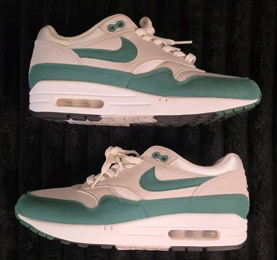 Nike Air Max 1 White Evergreen Aura 2020 Men's 6.5 Athletic Sneaker  DC1454-100