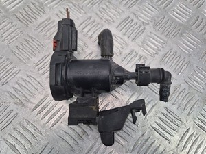 Mercedes C300 CGI W205 Entlüftungsventil A0014760532  M274.920 PFF14486