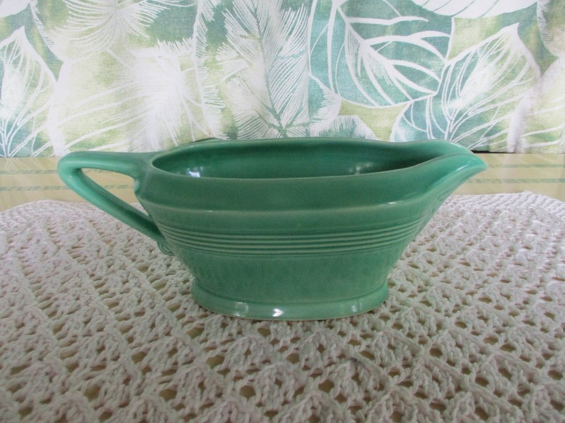 Homer Laughlin Harlequin Light Green Sauce/gravy Boat MCM Art Deco