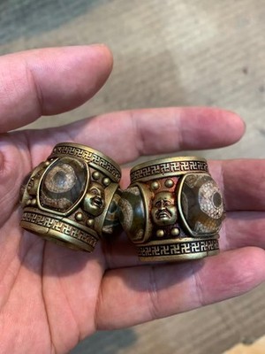 2Pcs Hand Made Tibetan Brass Inlay Old Agate Dzi *3Eyed* Beads Thumb Rings