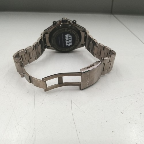 Citizen Eco-Drive F950-T025528 Satellite Limitée Star Wars Solaire Montre Hommes - Photo 4 sur 7