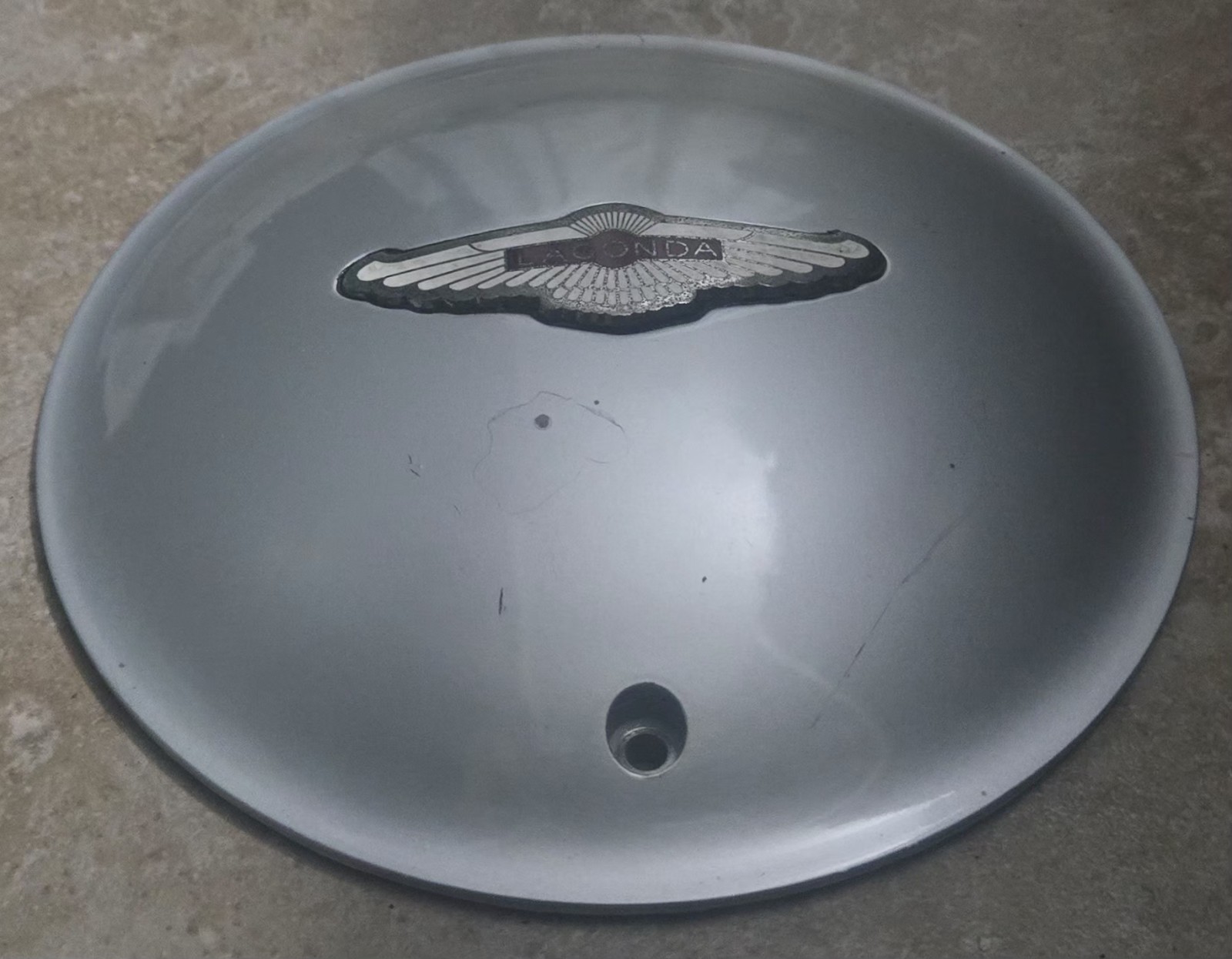 (1) RARE OEM 1987-1990 Aston Martin Lagonda Series IV Wheel Center Hub Cap #01
