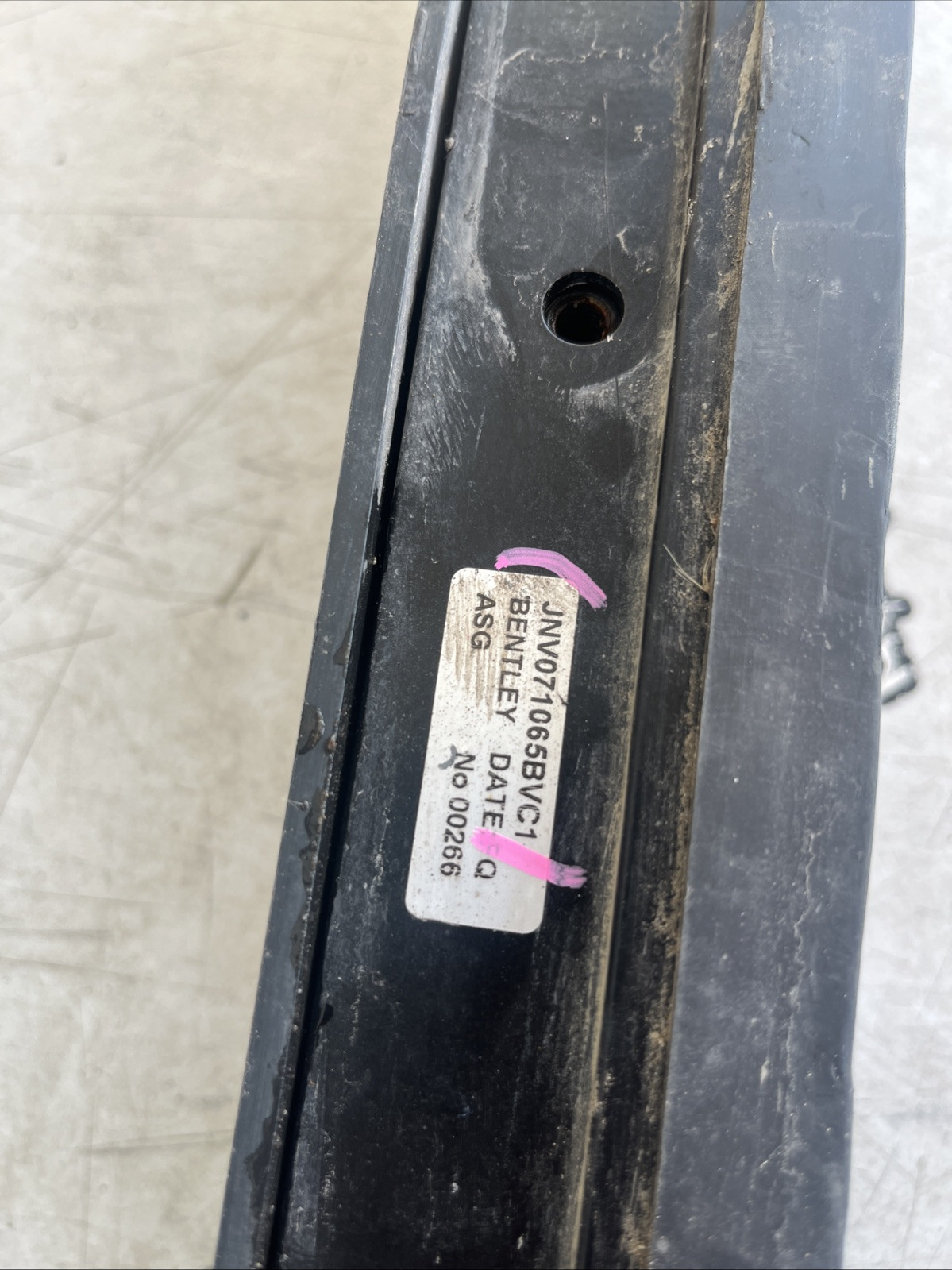18 2019 2020 Bentley Bentayga Rocker Panels Left And Right  Used JNV071065BVC1