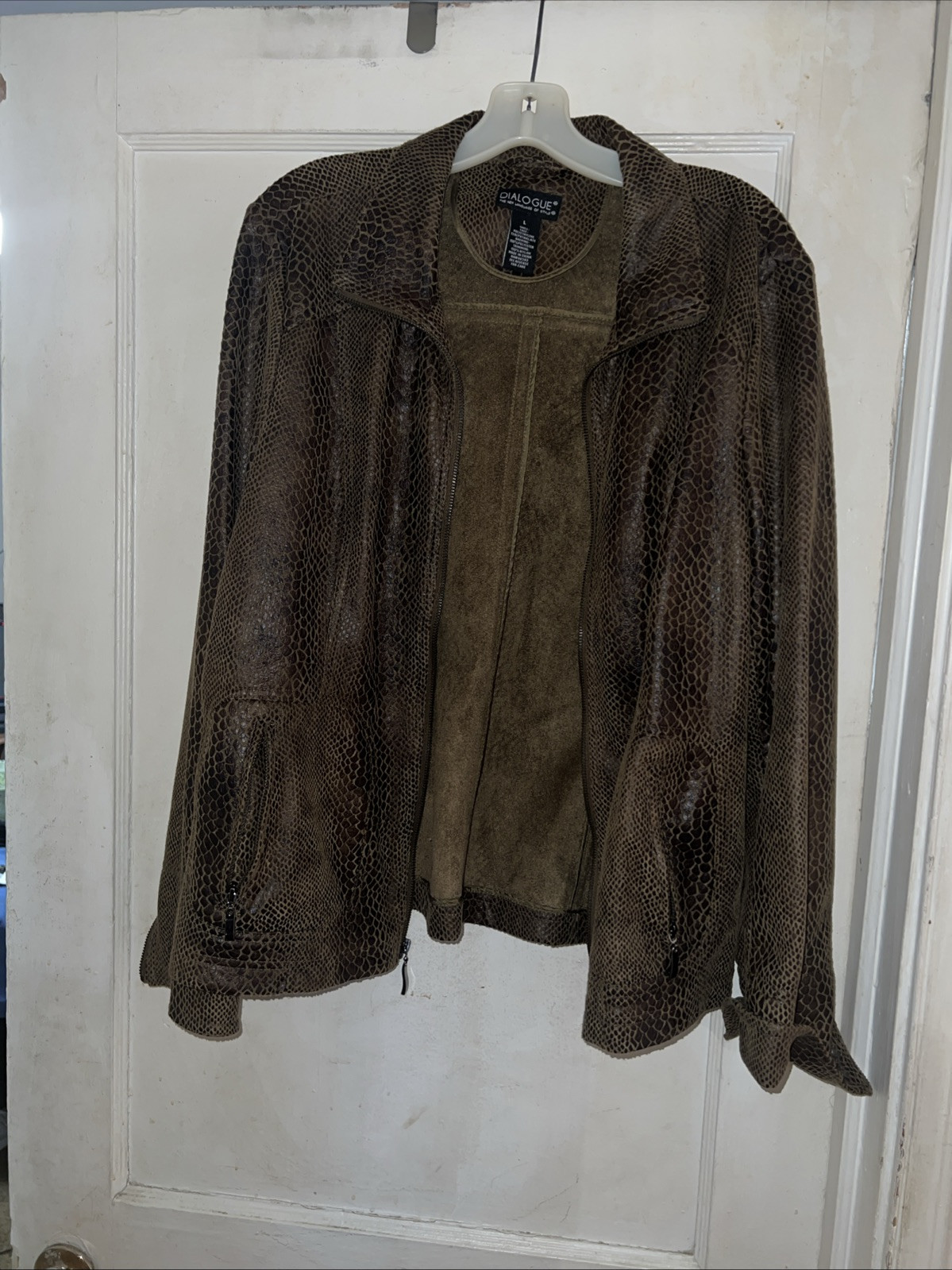 dialogue jacket - image 11