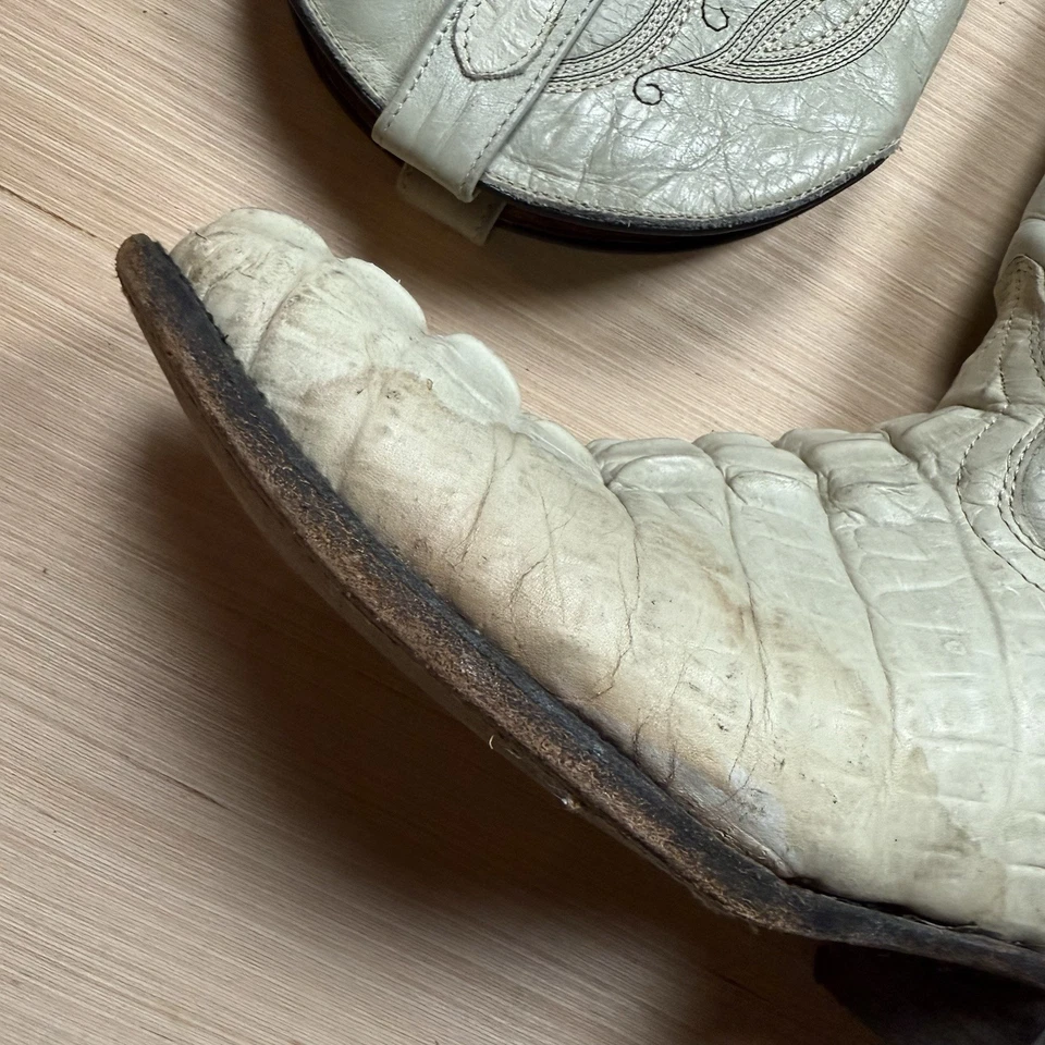 Vintage Cowboy Boots Men’s 8.5 Exotic Alligator Western Boots & Belt White Rodeo - Image 4 of 4