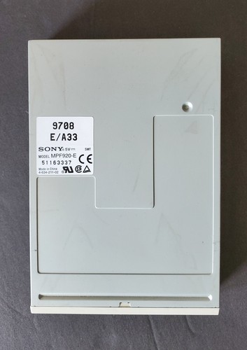 Sony MPF920-E|9708 E/A33 | 1.44MB Floppy Internal Floppy Disk Drive Beige|Tested - Picture 2 of 3