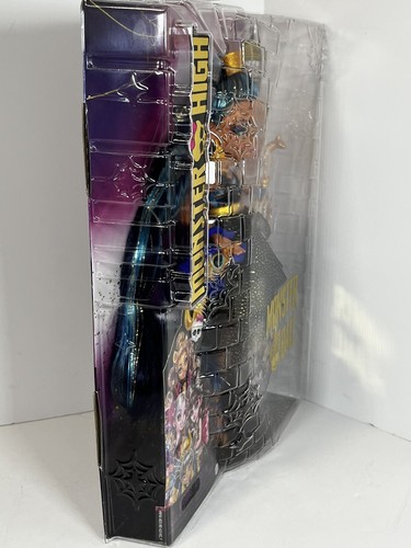 Monster High Cleo De Nile Doll in Monster Ball Party Dress with Accessories. New - Picture 4 of 4