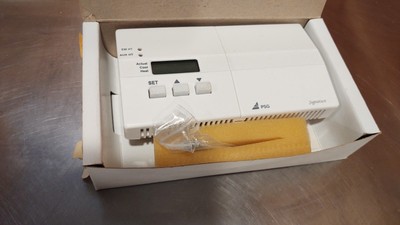PSG TDE24-AH12-HP Thermostat, digital, non-programmable, heat pump, 2H/1C, H/C/E