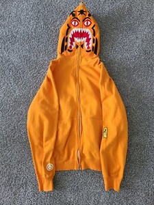 bape shark orange