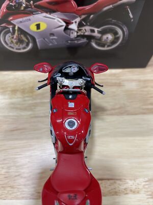 Minichamps Mv Agusta F4 1000 Ago 1/12 Scale Silver/red 122121720