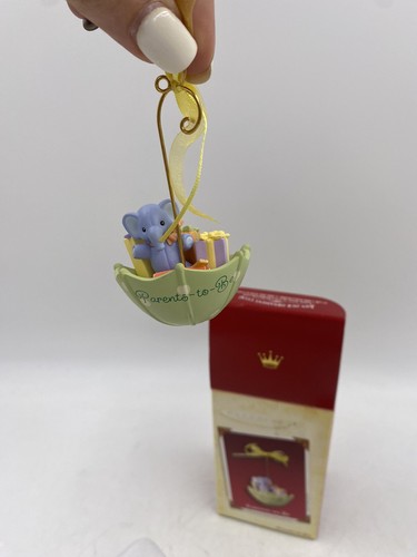 Hallmark Keepsake Ornament 2005 PARENTS-TO-BE Upside Down Umbrella Elephant - Picture 6 of 7