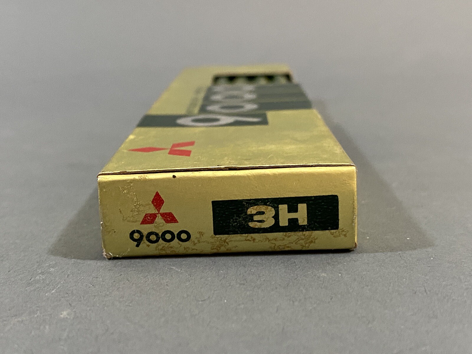 12 Japanese Vintage Pencil Mitsubishi 9000 3H NOS NEW JIS Misprint