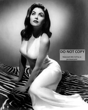 ACTRESS SHERILYN FENN - 8X10 PUBLICITY PHOTO (DA841)