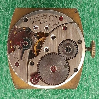 Lot M130 Mens Elgin 554 Movement 17J Manual Wind Vintage Watch Parts