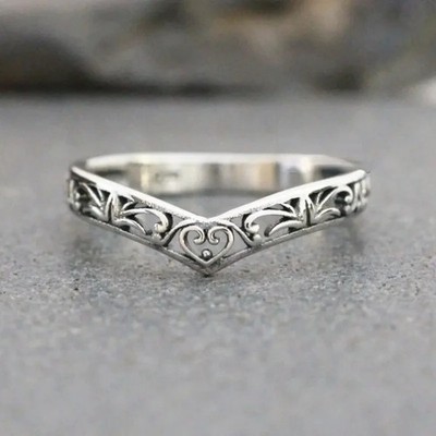 Delicate Hollow-out Design Ring Lady Versatile Exquisite Silver Color...