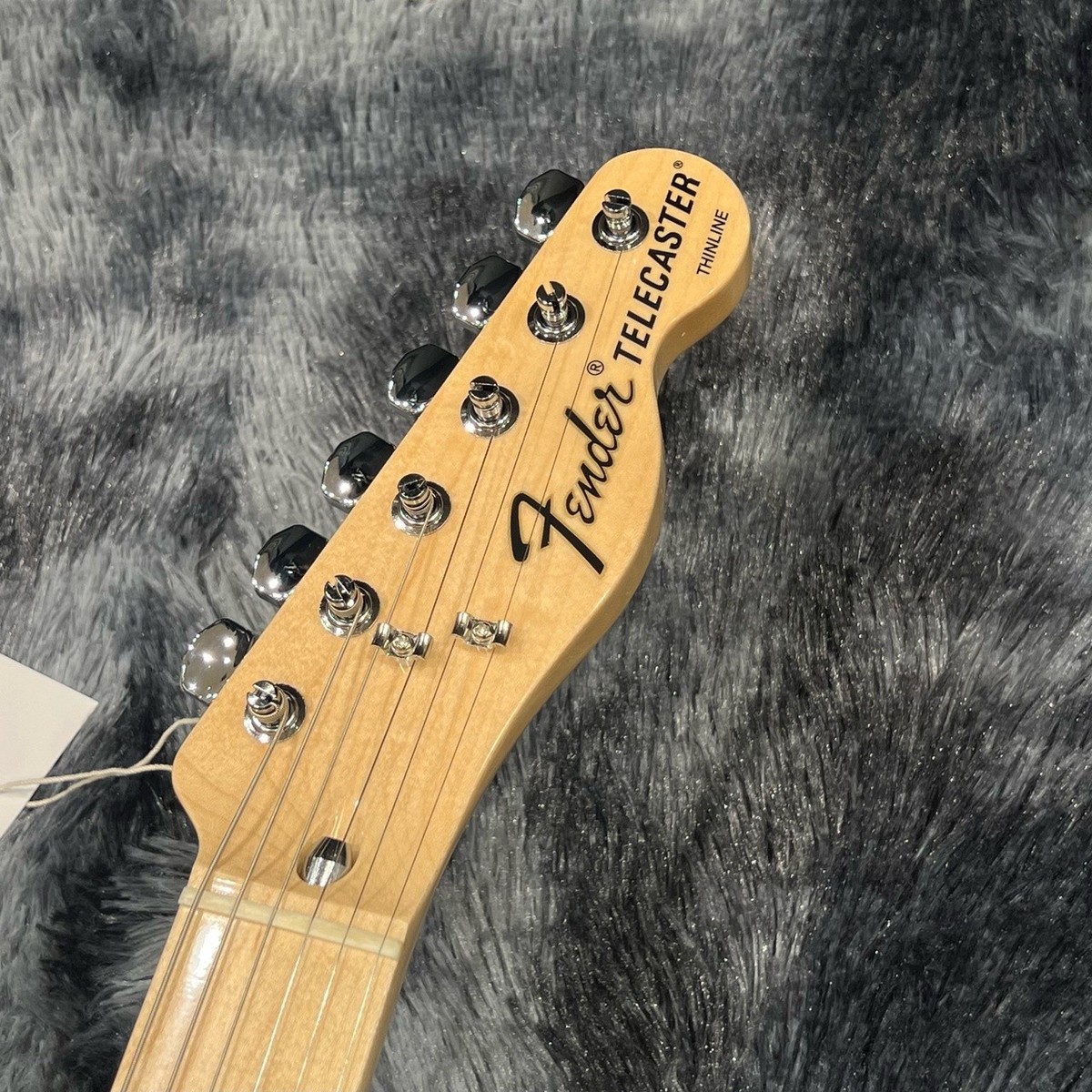 Fender Made in Japan Traditional 70s Telecaster® Thinline Natural
