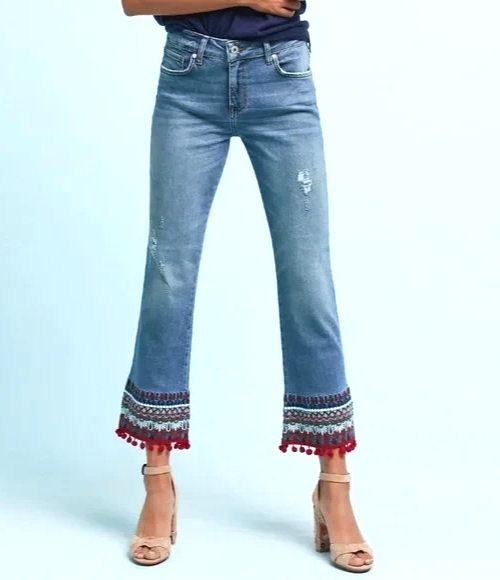 PILCRO AND THE LETTERPRESS Anthropologie EMBROIDERED POM POM Cropped JEANS Sz 28