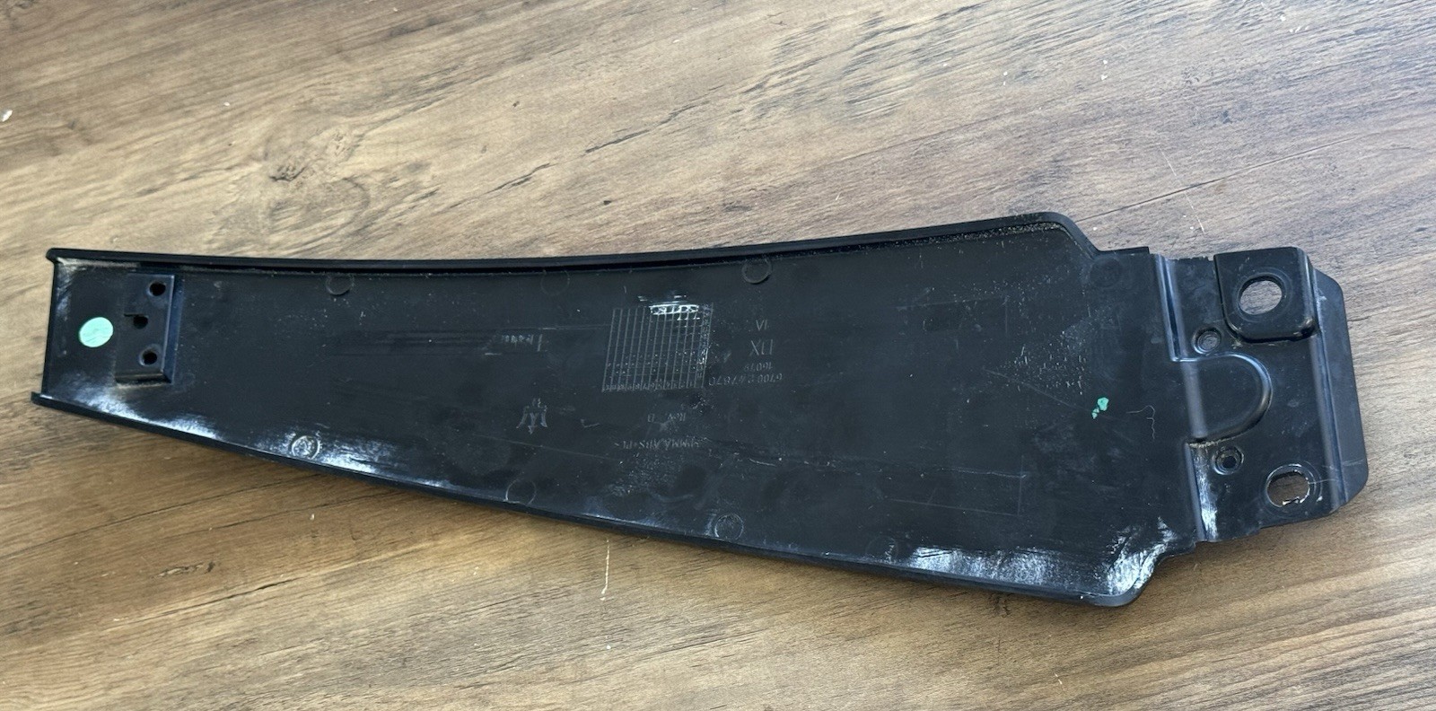 2014-2017 Maserati Ghibli Right ( Passenger )  Door Exterior B Pillar Molding