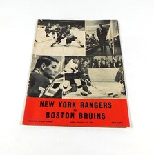 1965-66 New York Rangers vs Boston Bruins NHL Hockey Program 12-26-65