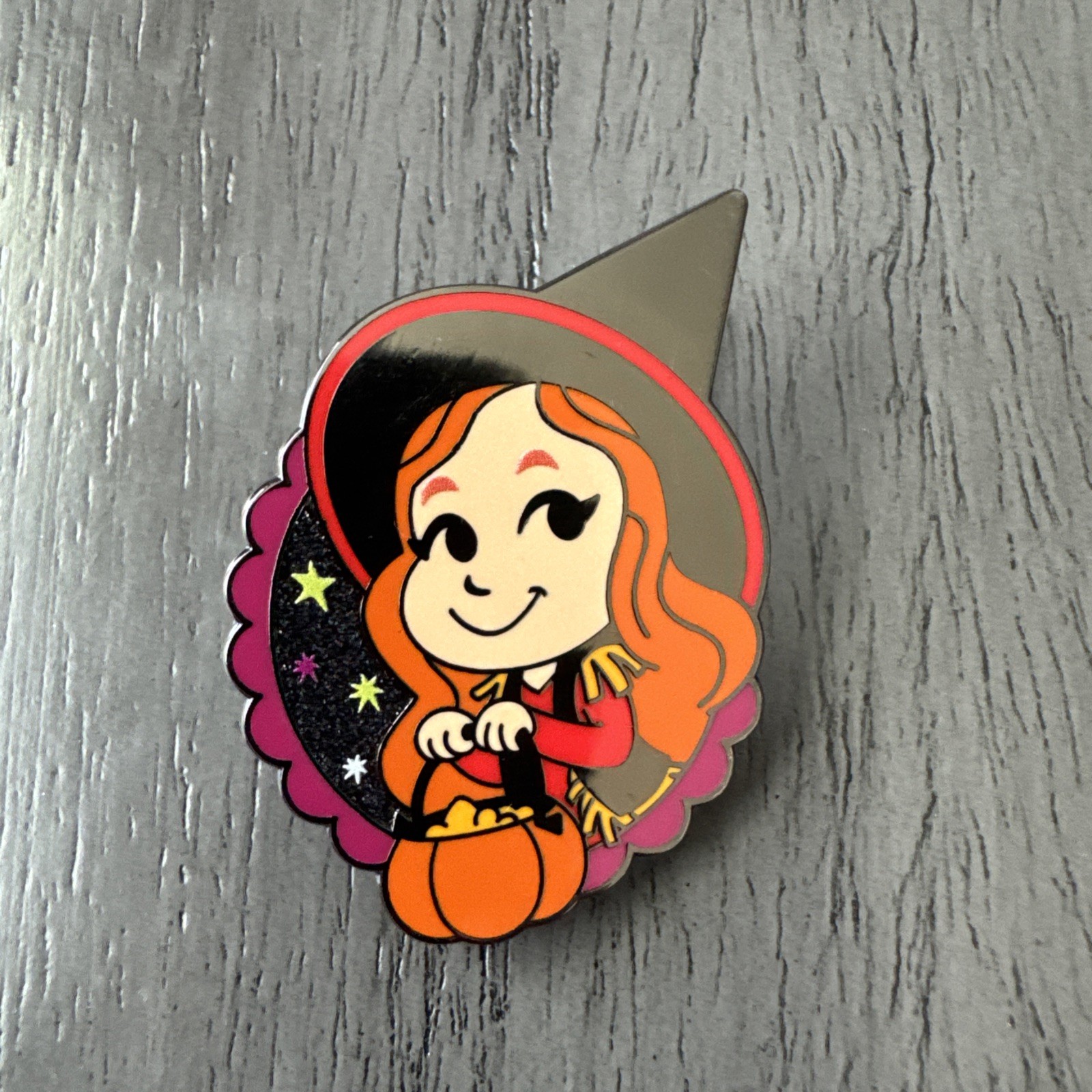 2026 Disney Parks Hocus Pocus LR Mystery Pin Dani Pin Only