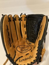 Louisville Slugger LP1350 13.5 Inch Player Series Baseball Softball LHT Glove