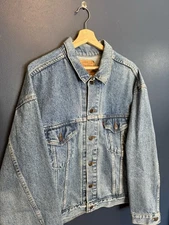 Vintage 90’s Levi’s Type 3 Trucker Men’s Denim Jean Jacket Size Large