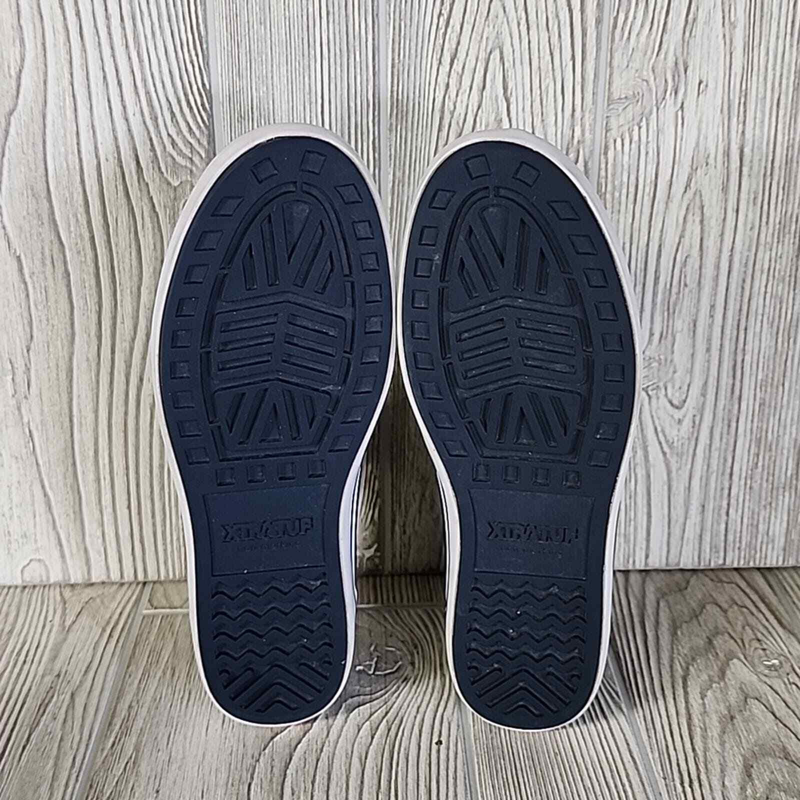 Xtratuf Airmesh Sharkbyte Deck Shoe, Slip Resistant,Navy Blue eNotary