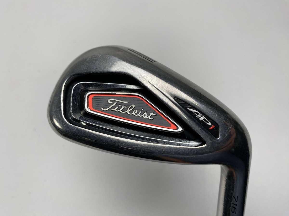 Titleist API Gap Wedge Regular Graphite Shaft Golf Pride Grip Titleist API Gap Wedge Regular Graphite Shaft Golf Pride Grip