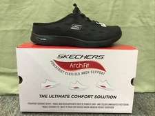 New Women’s Skechers Arch Fit Refine Lucky Breeze Black Slip-on Shoes Size 10 W