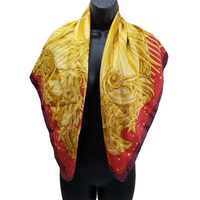 Gianfranco Ferre Silk Scarf Gold Lion Motif 34/34'' Large Square Scarve