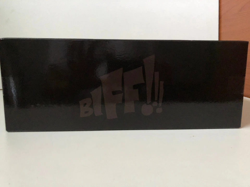 Hot Wheels Tv Series 1966 Batmobile with Batman and Robin 1:18  DJJ39 - Immagine 4 di 4