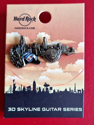HRC Hard Rock Cafe Chicago 3D Skyline Guitar 2016 Antique Silver LE300 OVP