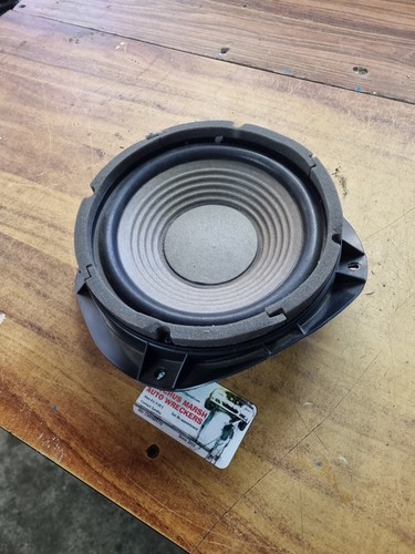 Holden VE V8 Commodore SS SV6 parcel shelf sub woofer speaker Right Side92190186 - Picture 9 of 11
