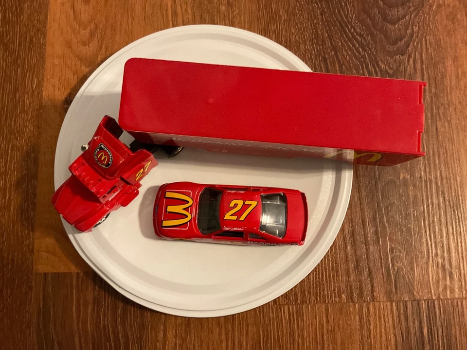 Hut Stricklin #27 McDonald's Racing Championship Junior Johnson lote conjunto semi coche Foto 2 de 4