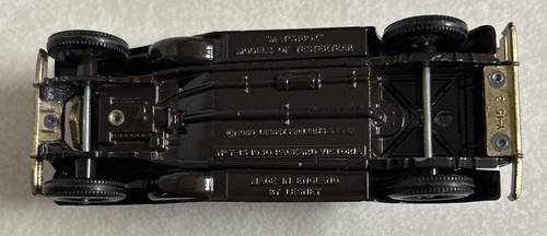 Matchbox Lesney Models of Yesteryear 1930 Packard Victoria Y-15 1:46 Scale - Picture 5 of 5